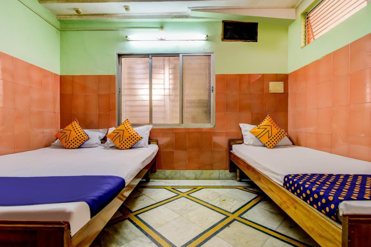 Oyo 63538 Hotel Lotus 1 Khanapara Habitación foto
